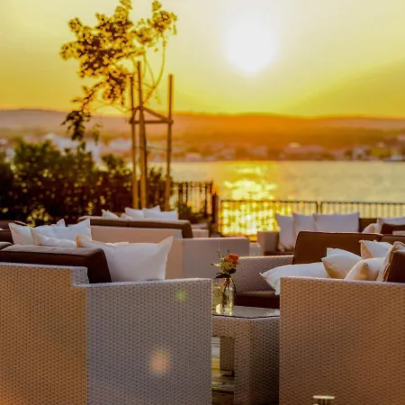 Apartamento Sunset-3 By Interhome *